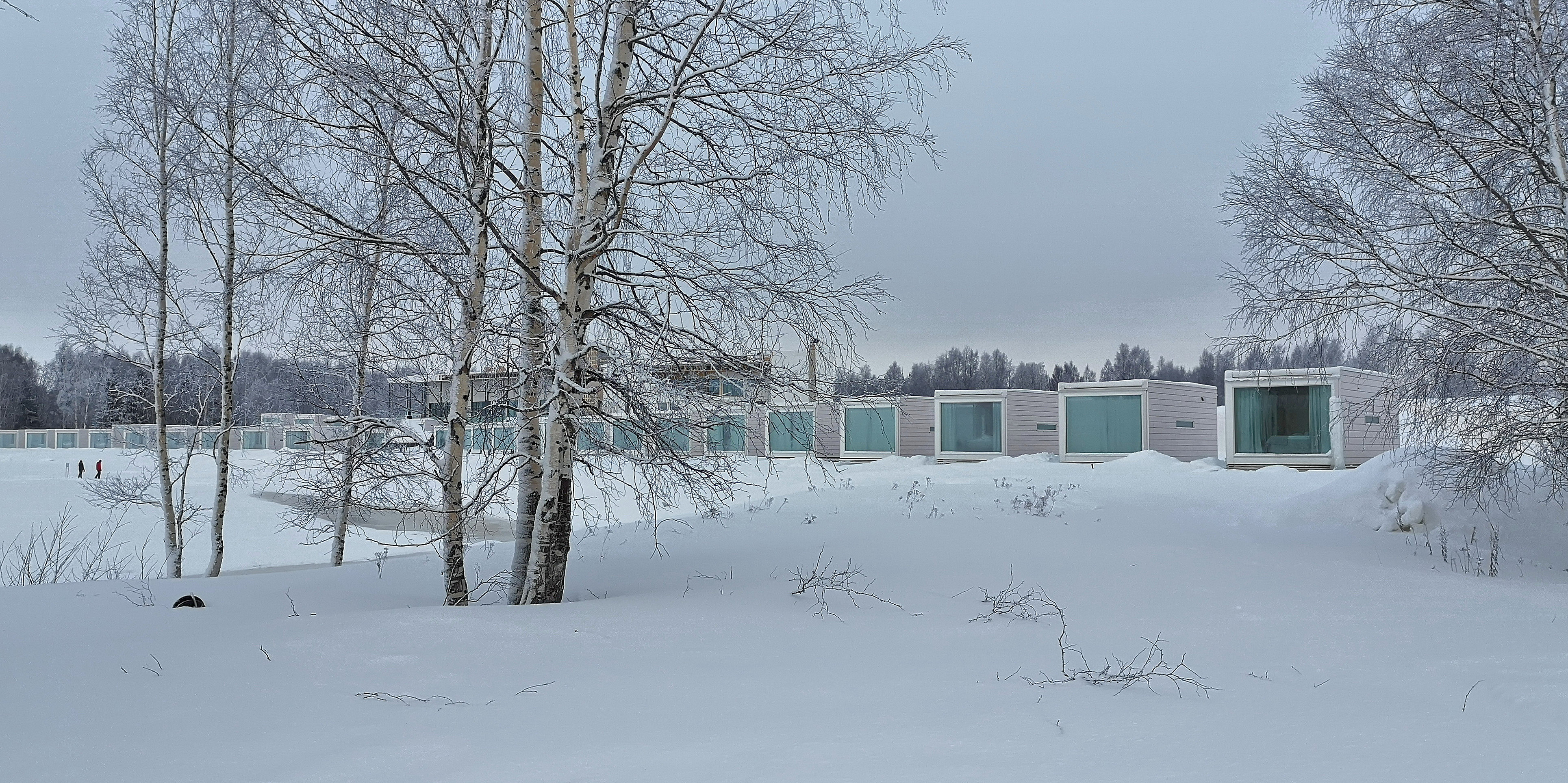 Die Lodges direkt am Meer